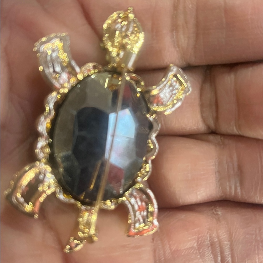 Turtle Brooch And Scraf Bundle - Picture 13 of 17